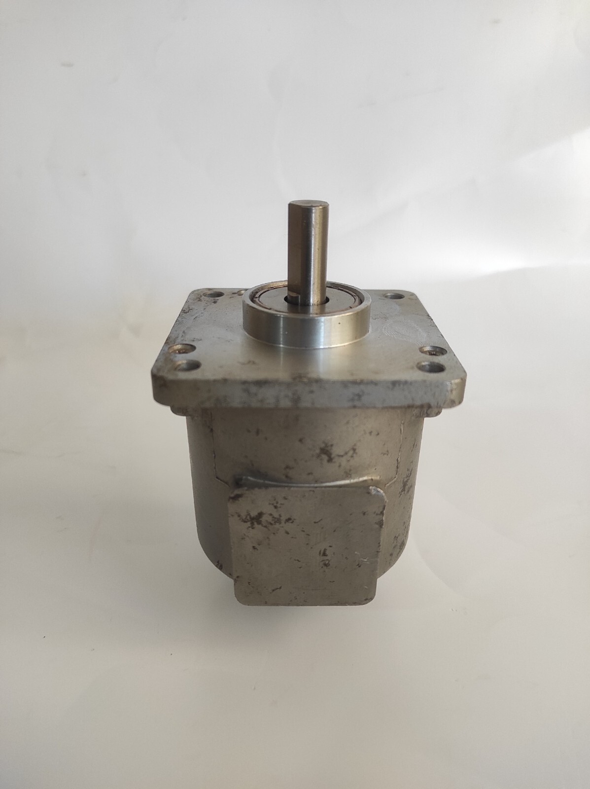 admin/uploads/uploads/BEI Sensor h25d-ss-2000-a-28v-oc-em16 - H25D-SS-A-28V-OC-EM16 Encoder P-N 01002_1.webp